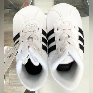 Adidas VL court 2.0 crib shoes